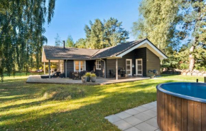 4 Bedroom Beautiful Home In Nykøbing Sj in Nykøbing Sjælland